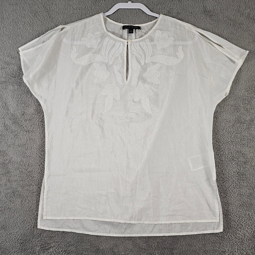 Banana Republic White Cotton Silk Blend Embroidered Keyhole Blouse Small